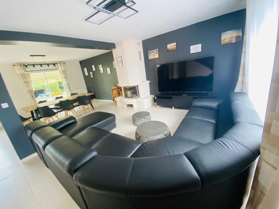 Villa Avec Piscine Chauffee A Moins 1H30 De Paris Saint-Pierre-des-Fleurs Zewnętrze zdjęcie