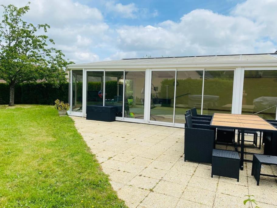 Villa Avec Piscine Chauffee A Moins 1H30 De Paris Saint-Pierre-des-Fleurs Zewnętrze zdjęcie